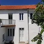 Feriegård Mondalva Sao Pedro de Alva