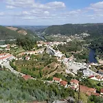 Feriegård Mondalva Sao Pedro de Alva