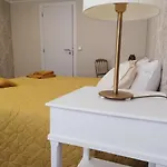 Mondalva Farm stay *