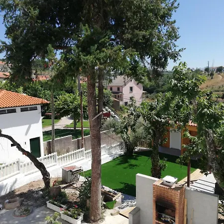 Mondalva Farm stay Sao Pedro de Alva